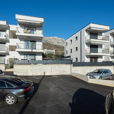 Sea Vista Apartments Каштела Екстер'єр фото