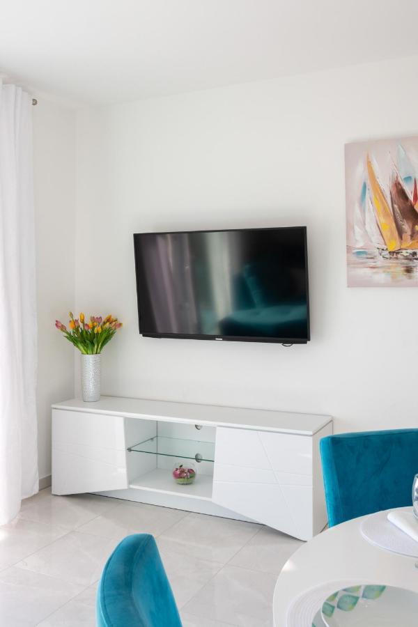 Sea Vista Apartments Каштела Екстер'єр фото